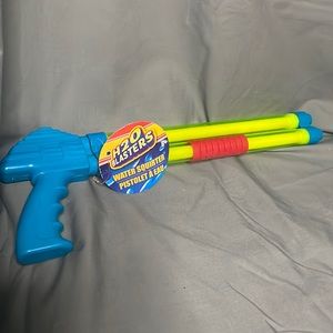 NWT H2O Blasters Water Squirter